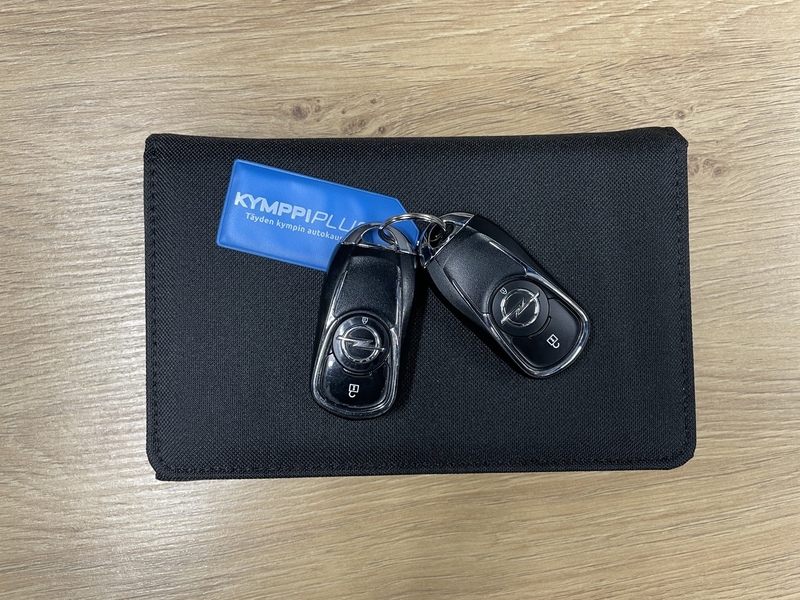 Opel Astra vaihtoauto