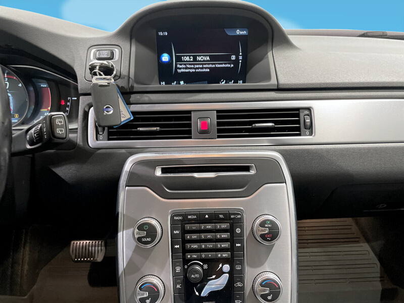 Volvo V70 vaihtoauto