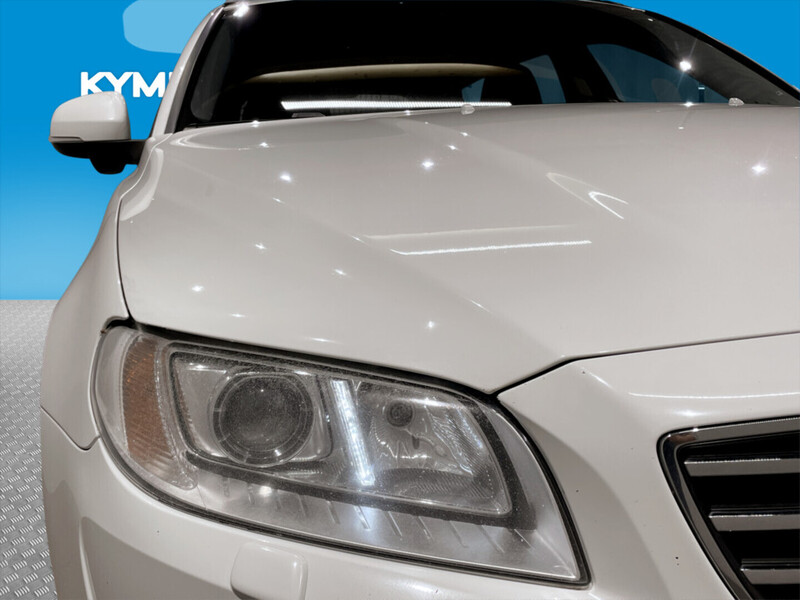 Volvo V70 vaihtoauto