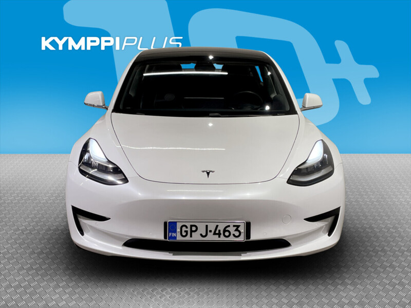 Tesla Model 3 vaihtoauto