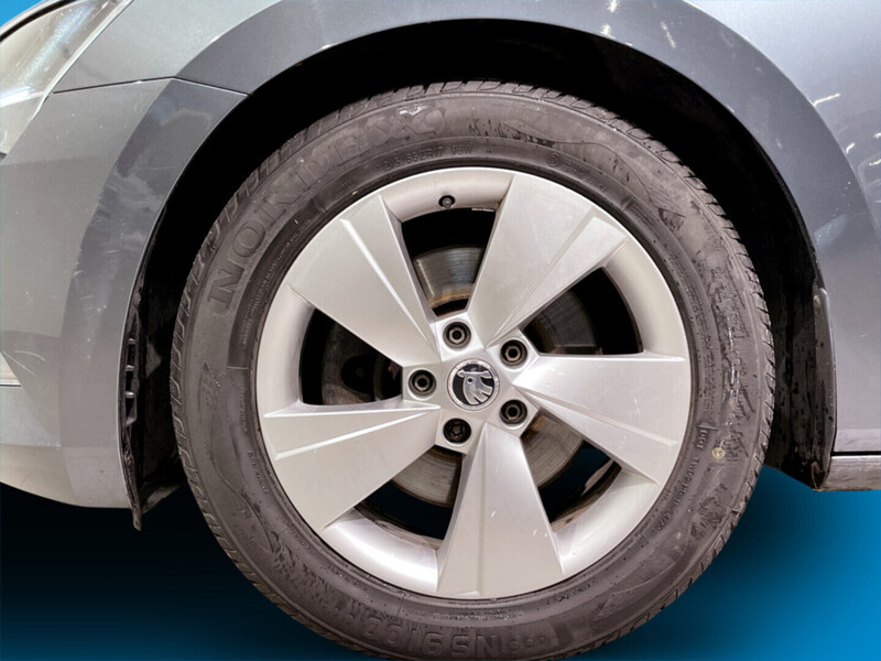 Skoda Superb vaihtoauto