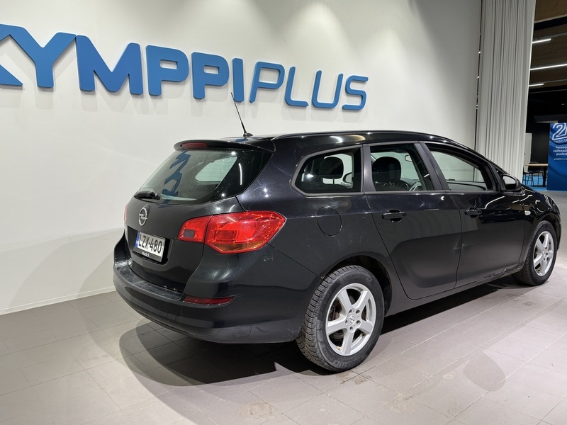 Opel Astra vaihtoauto