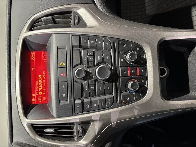 Opel Astra vaihtoauto