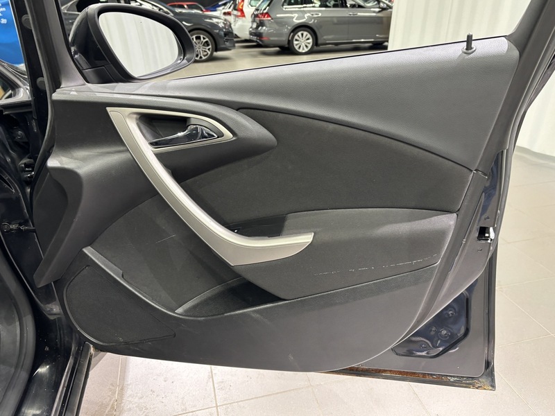 Opel Astra vaihtoauto