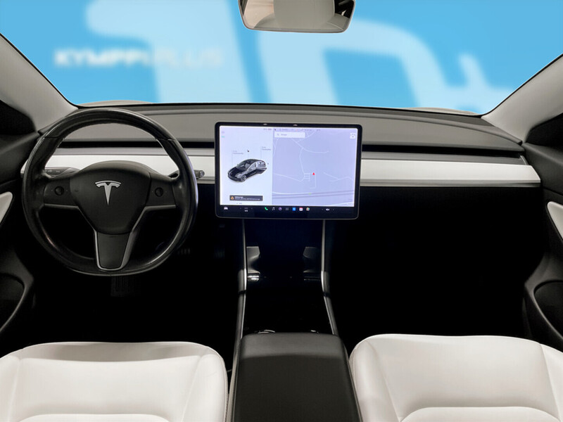 Tesla Model 3 vaihtoauto