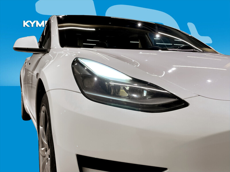 Tesla Model 3 vaihtoauto