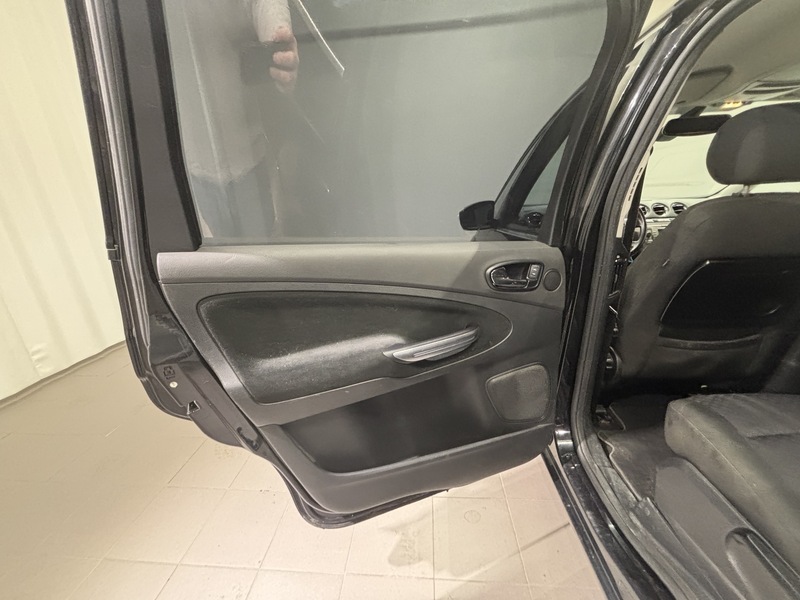 Ford Galaxy vaihtoauto