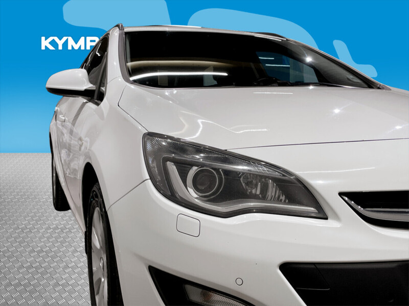 Opel Astra vaihtoauto