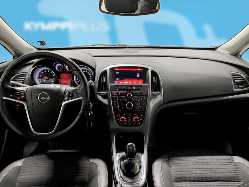 Opel Astra vaihtoauto