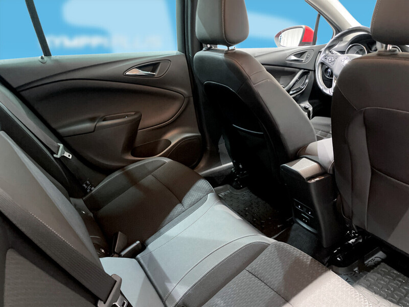 Opel Astra vaihtoauto