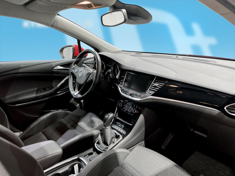 Opel Astra vaihtoauto