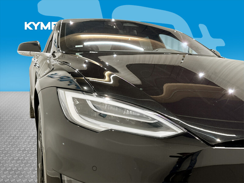 Tesla Model S vaihtoauto