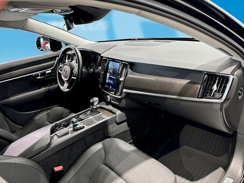 Volvo V90 Cross Country vaihtoauto