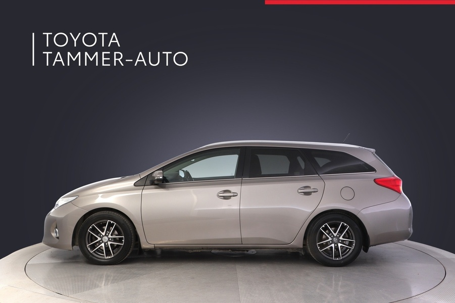 Toyota Auris vaihtoauto