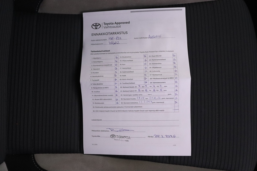 Toyota Avensis vaihtoauto