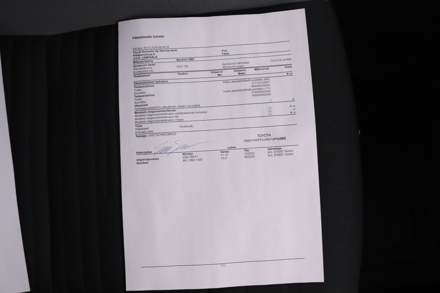 Toyota Auris vaihtoauto