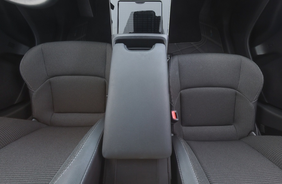 Toyota bZ4X vaihtoauto