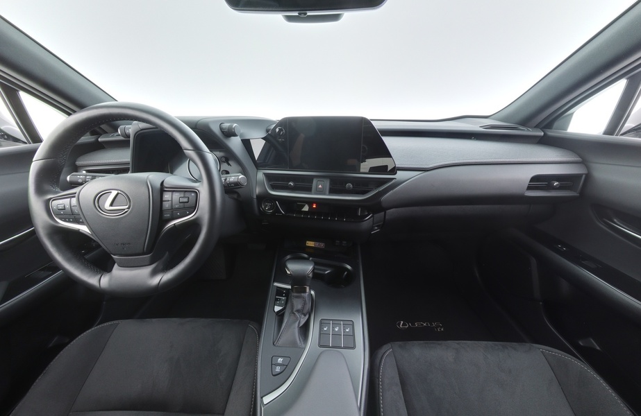 Lexus UX vaihtoauto