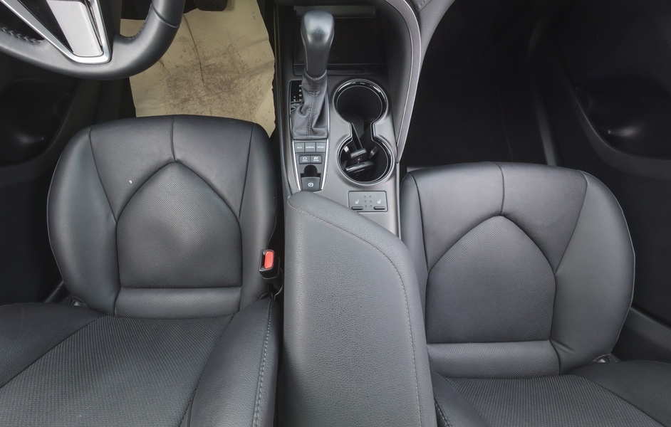 Toyota Camry vaihtoauto