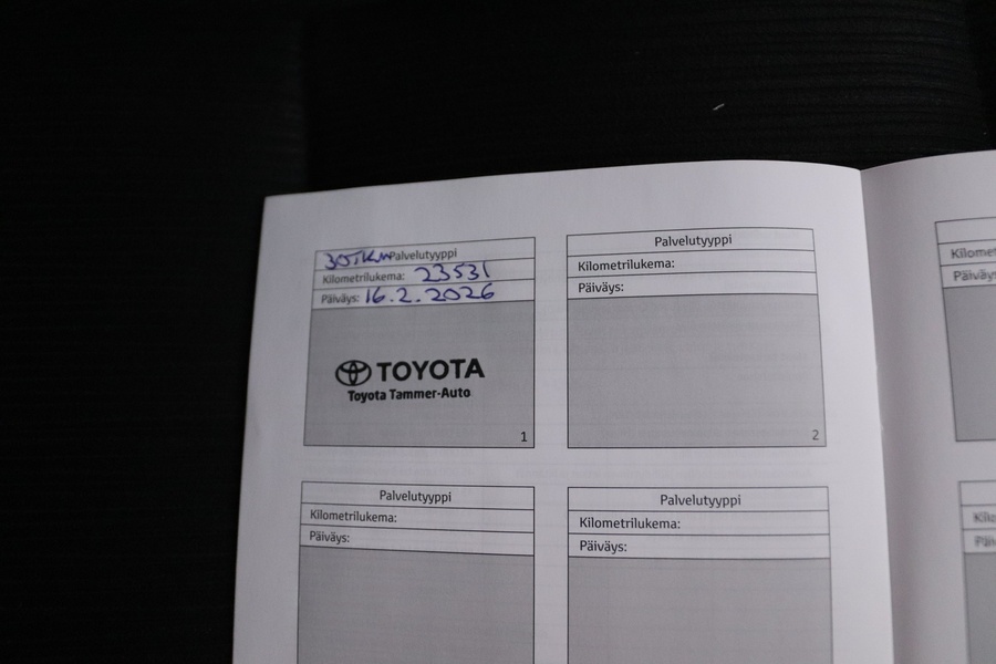 Toyota Hilux vaihtoauto