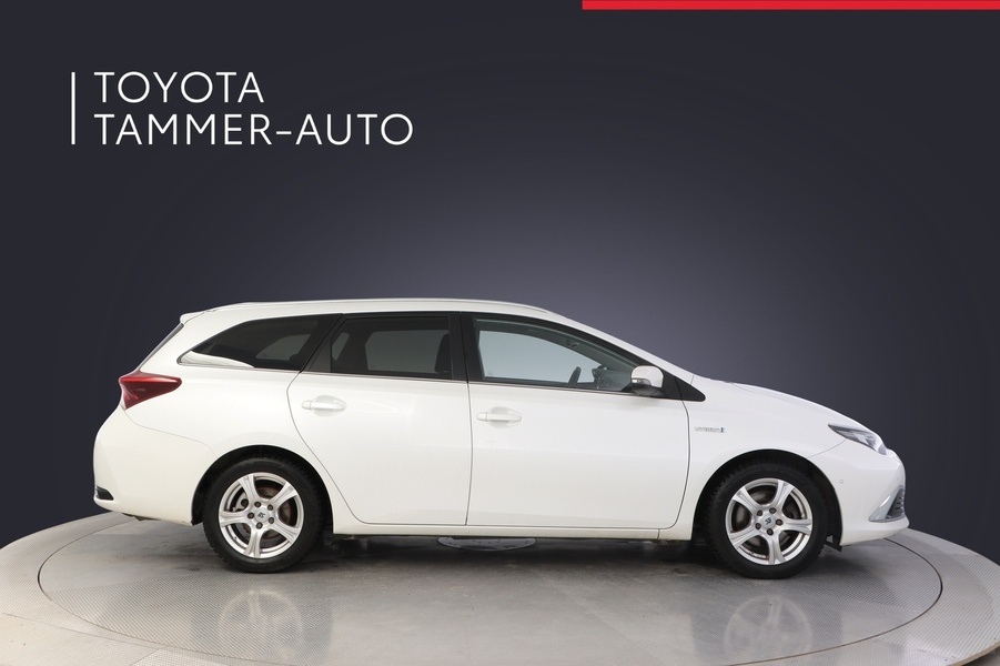 Toyota Auris vaihtoauto