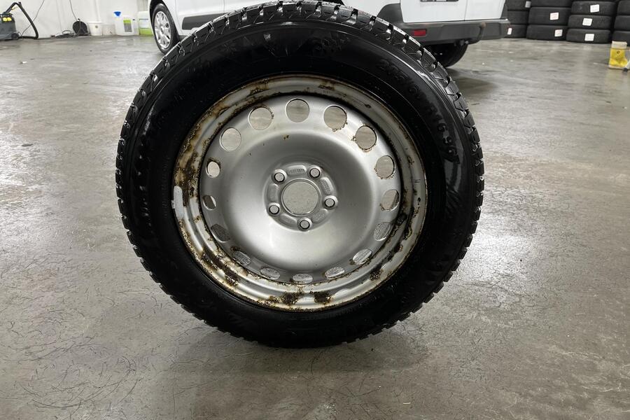 Ford Transit Connect vaihtoauto