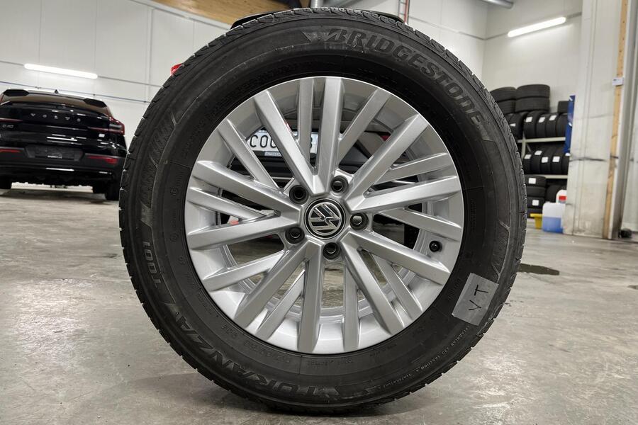 Volkswagen T-Roc vaihtoauto