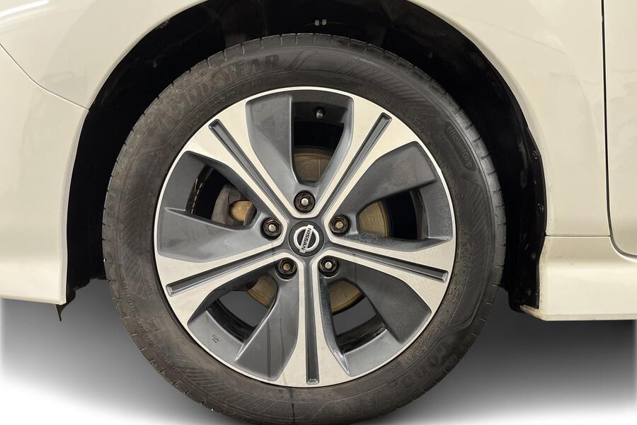 Nissan Leaf vaihtoauto