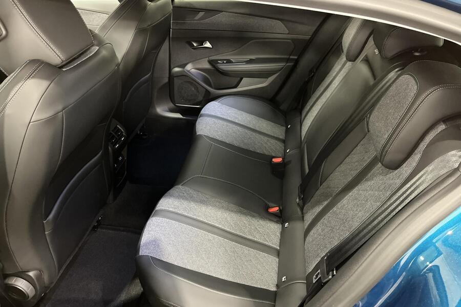 Peugeot 408 vaihtoauto