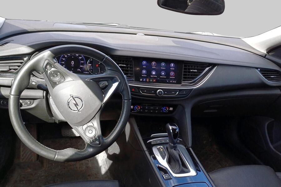 Opel Insignia vaihtoauto