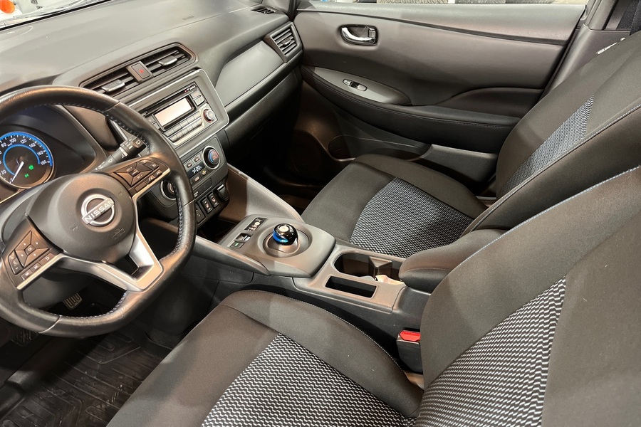 Nissan Leaf vaihtoauto