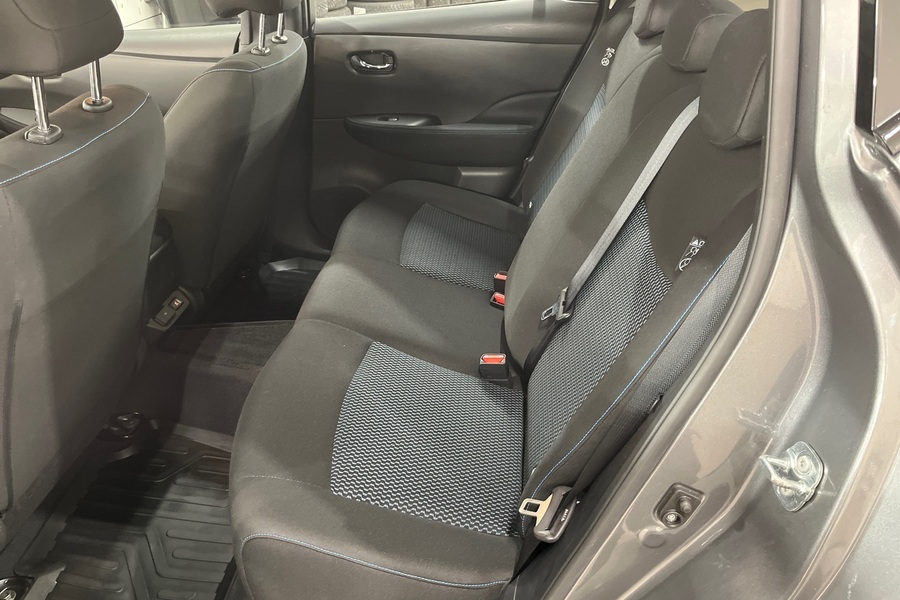 Nissan Leaf vaihtoauto