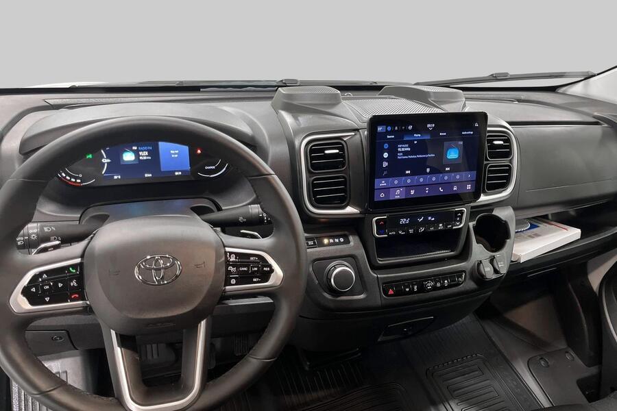 Toyota Proace MAX vaihtoauto