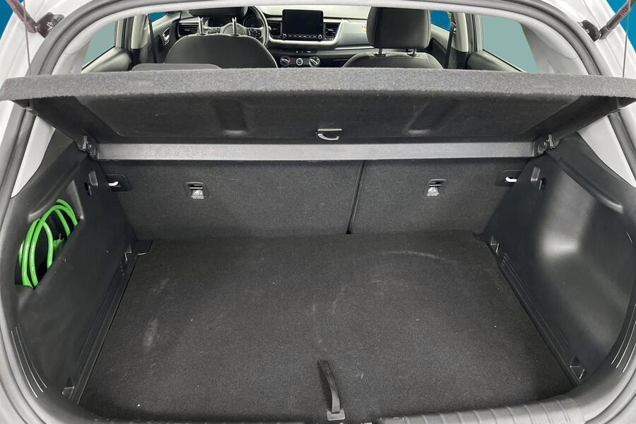 Kia Stonic vaihtoauto