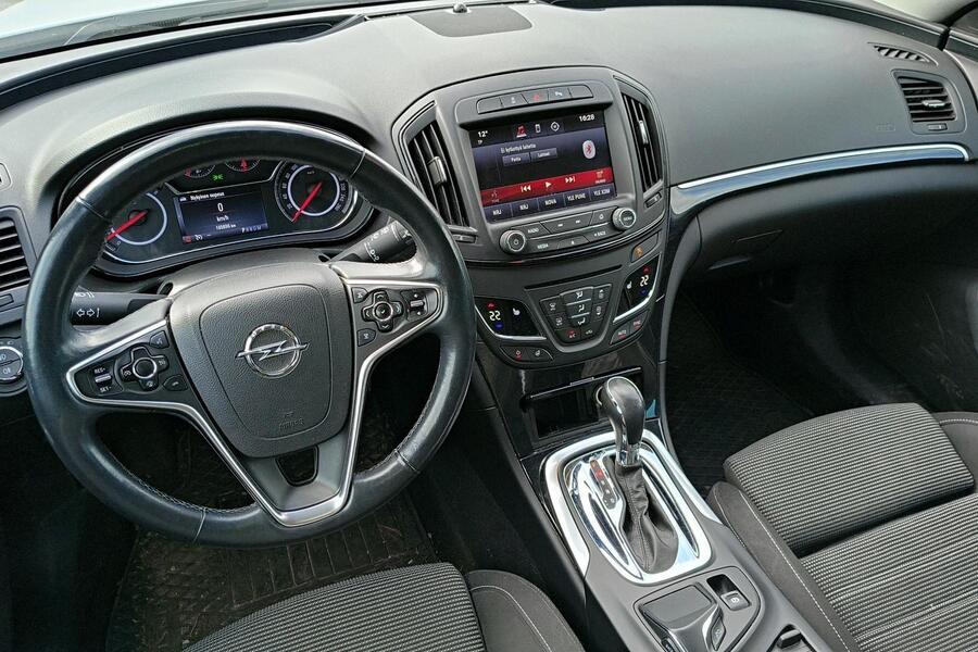 Opel Insignia vaihtoauto