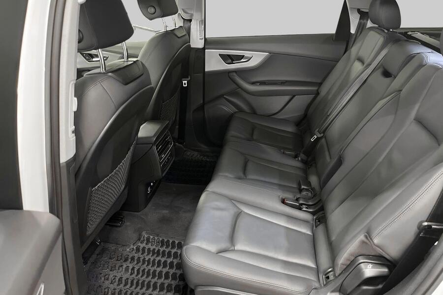 Audi Q7 vaihtoauto