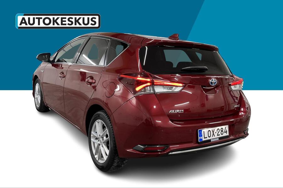 Toyota Auris vaihtoauto