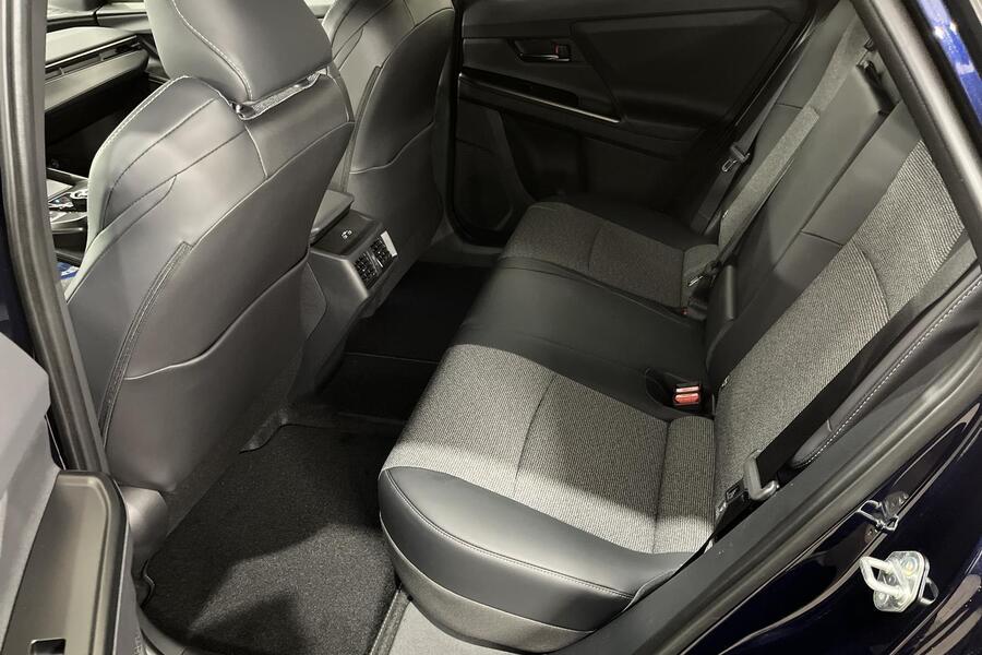 Toyota bZ4X vaihtoauto