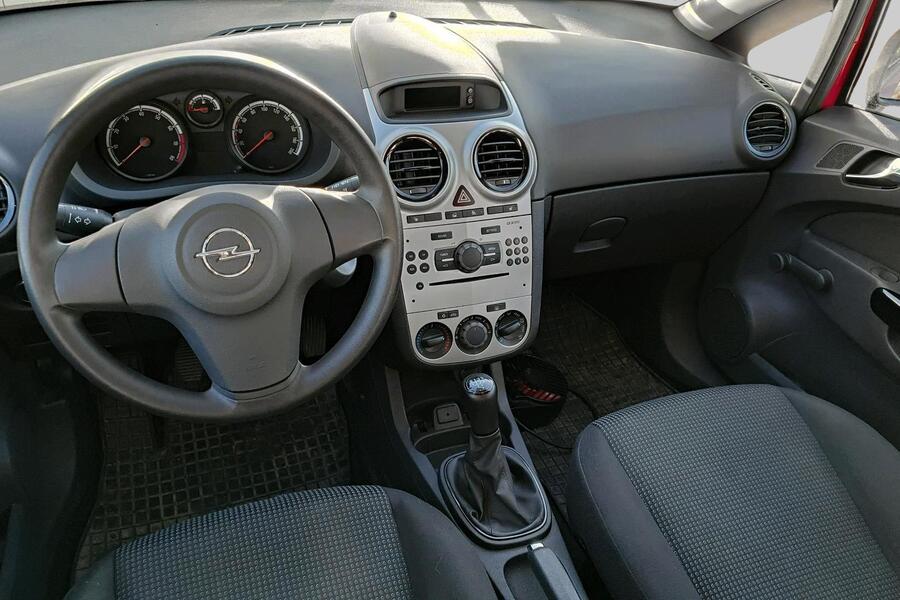 Opel Corsa vaihtoauto