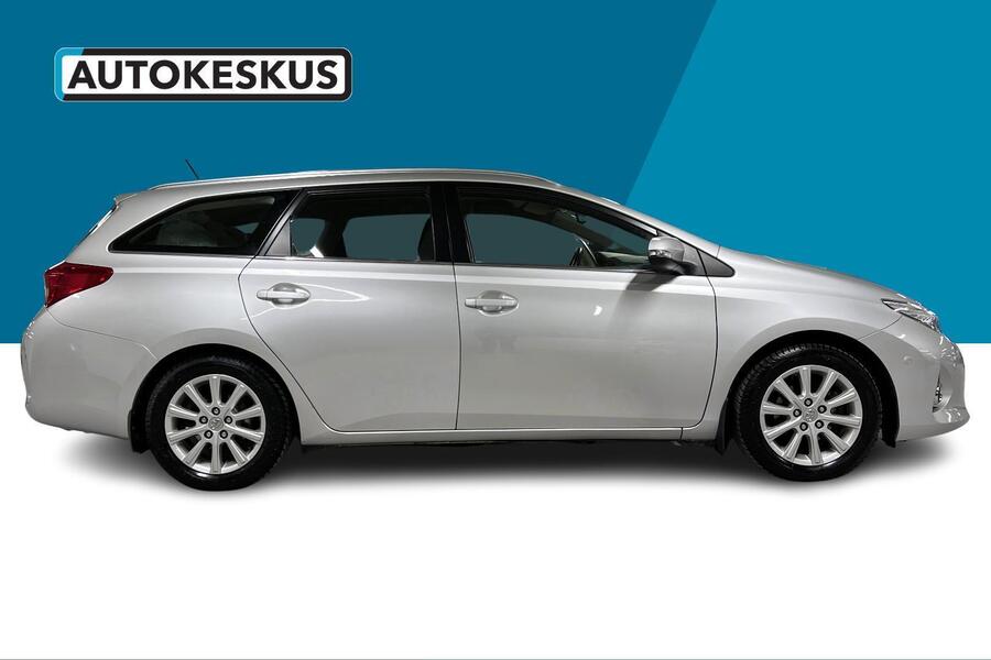 Toyota Auris vaihtoauto