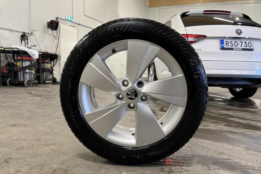 Skoda Superb vaihtoauto