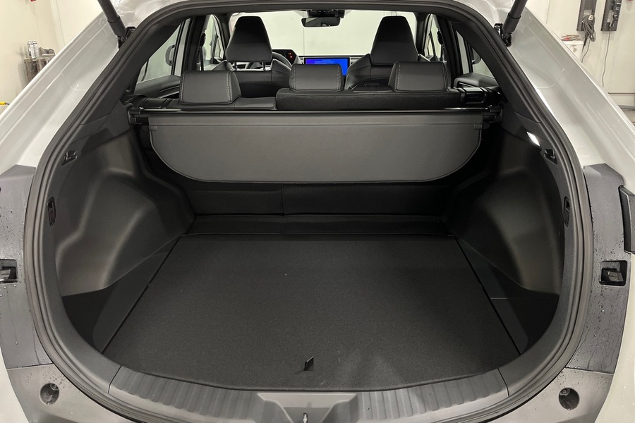 Toyota bZ4X vaihtoauto