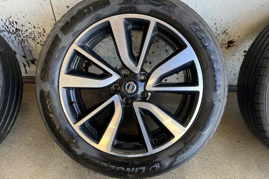 Nissan X-Trail vaihtoauto