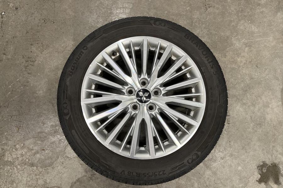 Mitsubishi Outlander PHEV vaihtoauto