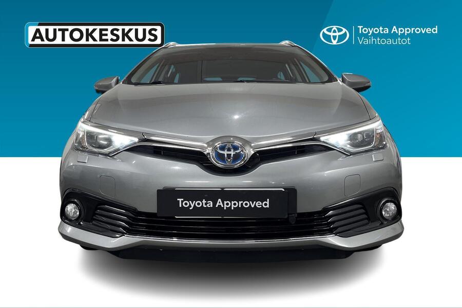 Toyota Auris vaihtoauto