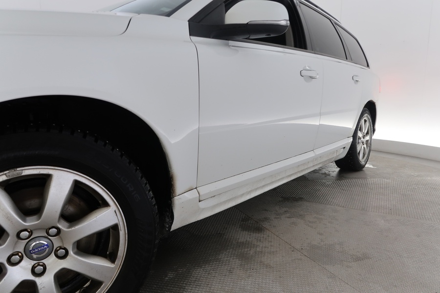 Volvo V70 vaihtoauto