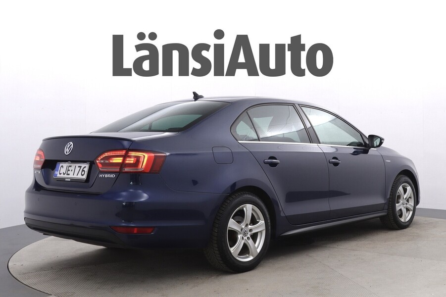 Volkswagen Jetta vaihtoauto