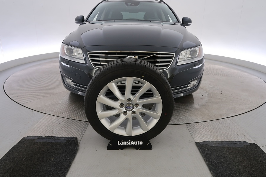 Volvo V70 vaihtoauto