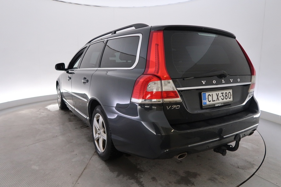 Volvo V70 vaihtoauto