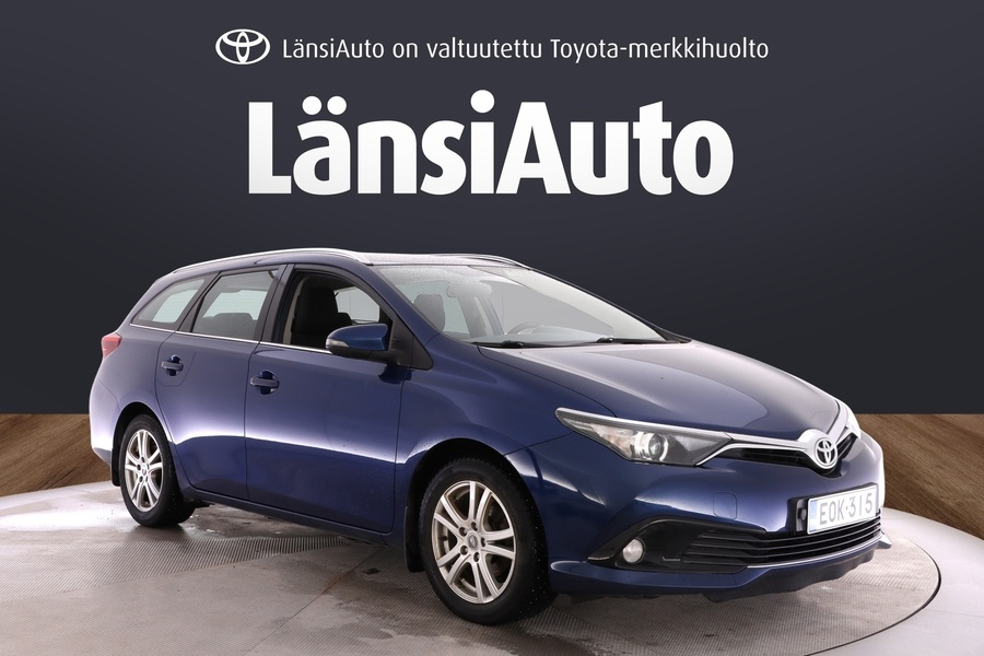 Toyota Auris vaihtoauto